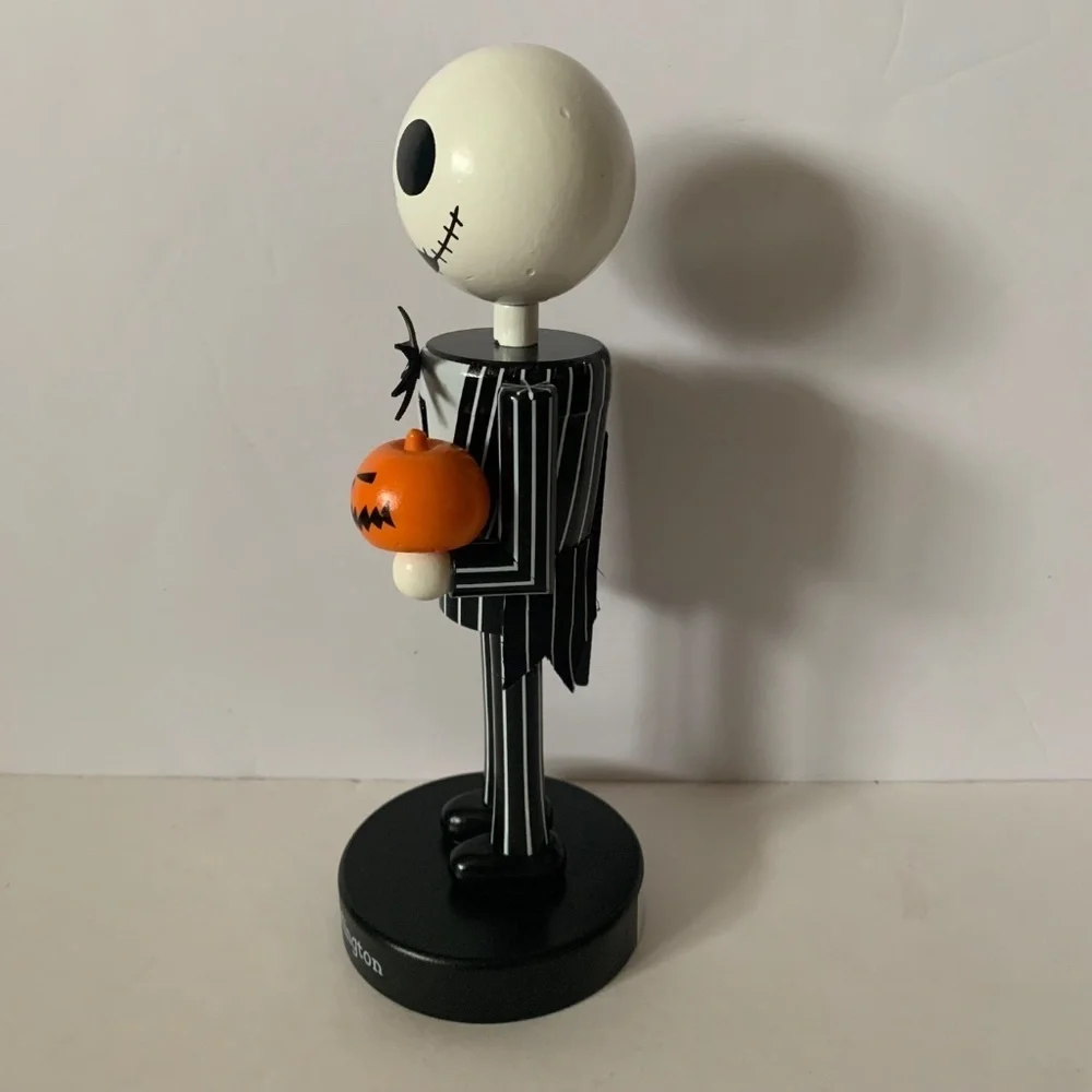 NWT. DISNEY Nightmare Before Christmas Jack Nutcracker